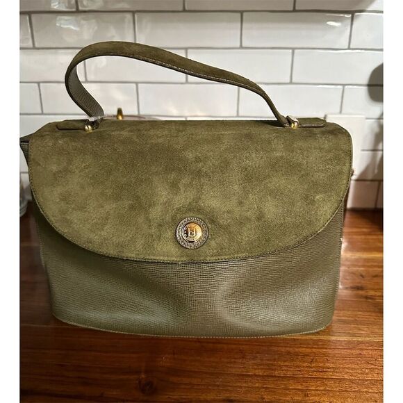 Fendi Women's Olive Green Bag Medium Gold Hardware - Picture 7 of 15